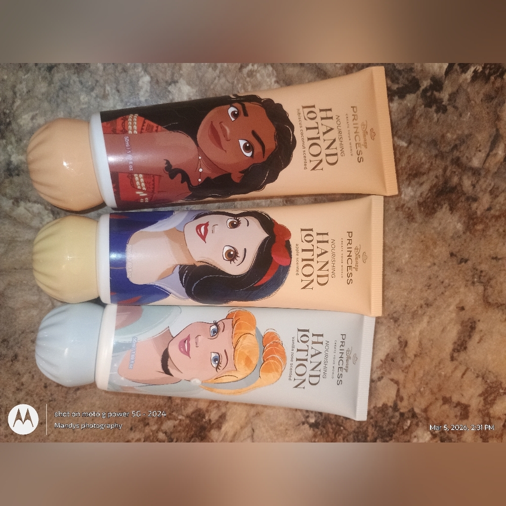 Disney Princess Hannah Creams Cinderella Moana Snow White New - Picture 2 of 3